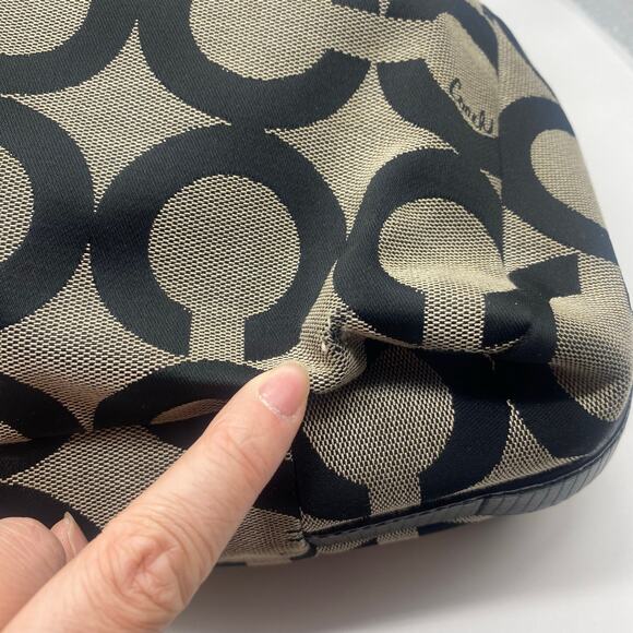 Coach Gray Black Madison Op Art Maggie Shoulder Bag Y2K Jacquard 